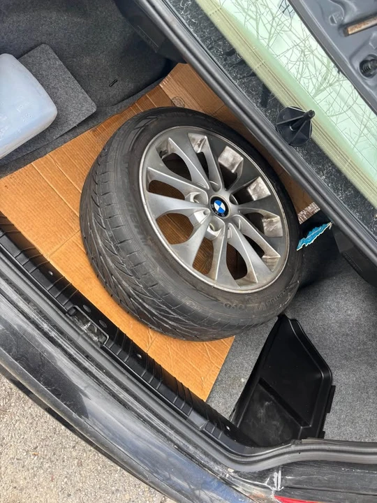 2003 BMW E46 330i & 330Ci - Image 11 of 15