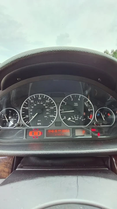 2003 BMW E46 330i & 330Ci - Image 8 of 21