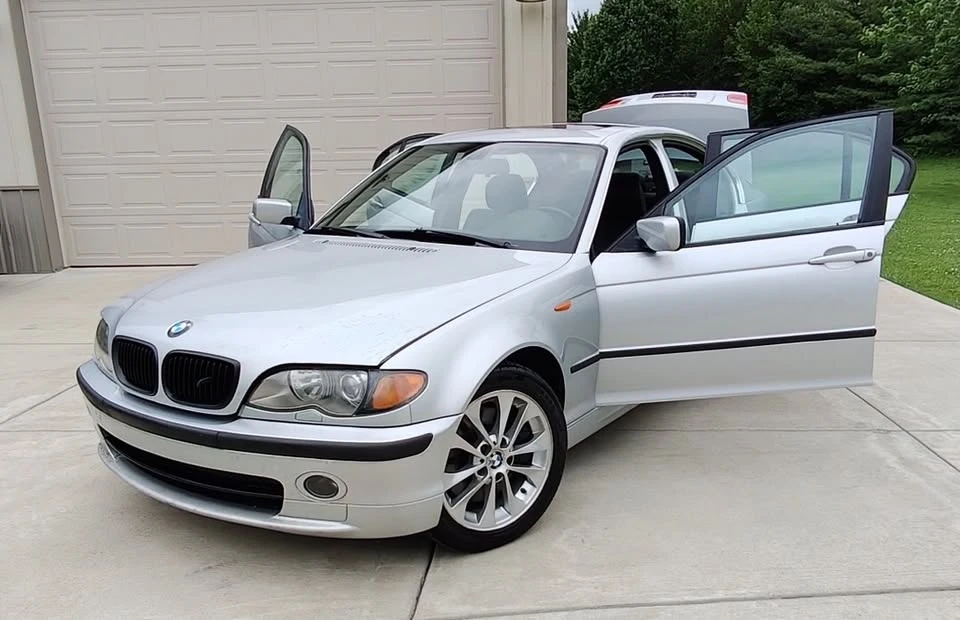 2003 BMW E46 330i & 330Ci - Image 13 of 21