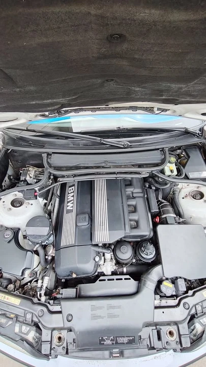 2003 BMW E46 330i & 330Ci - Image 15 of 21
