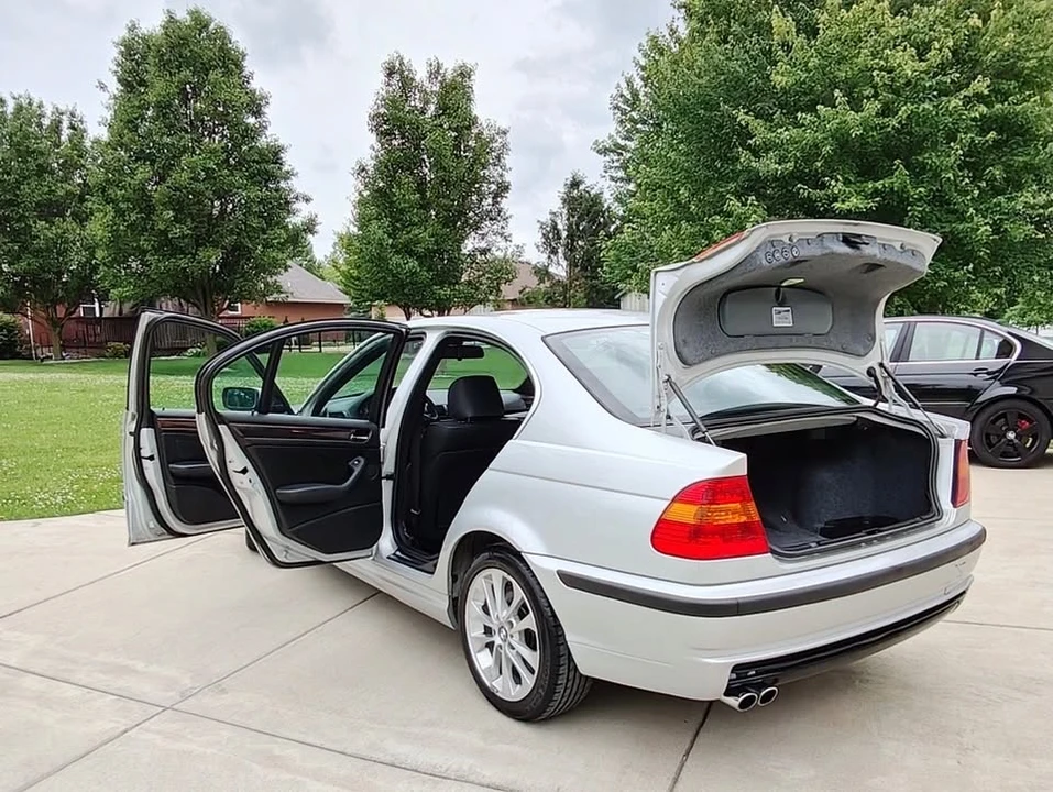2003 BMW E46 330i & 330Ci - Image 4 of 21
