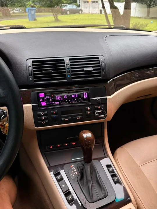 2003 BMW E46 330i & 330Ci - Image 3 of 6