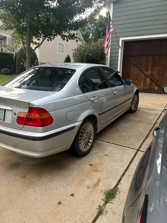 2003 BMW E46 330i & 330Ci - Image 2 of 4
