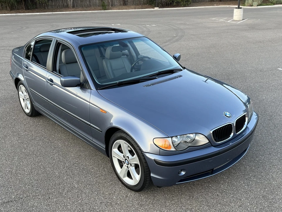 2003 BMW E46 330i & 330Ci - Image 23 of 31