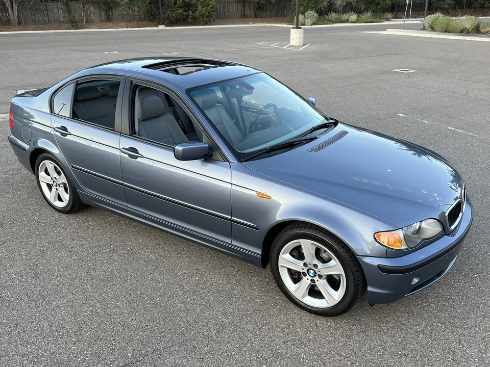 2003 BMW E46 330i & 330Ci - Image 29 of 31