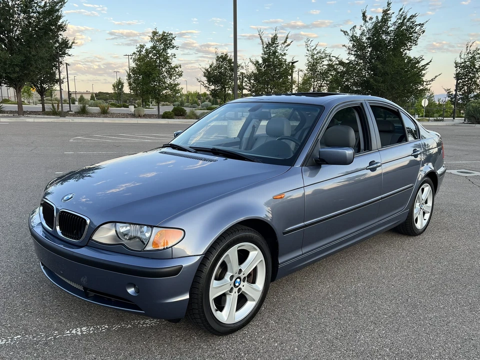 2003 BMW E46 330i & 330Ci - Image 8 of 31