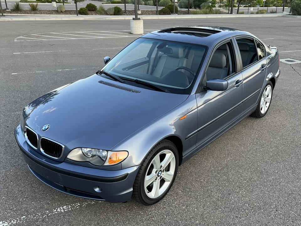 2003 BMW E46 330i & 330Ci - Image 9 of 31