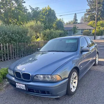2003 BMW 525i Sedan