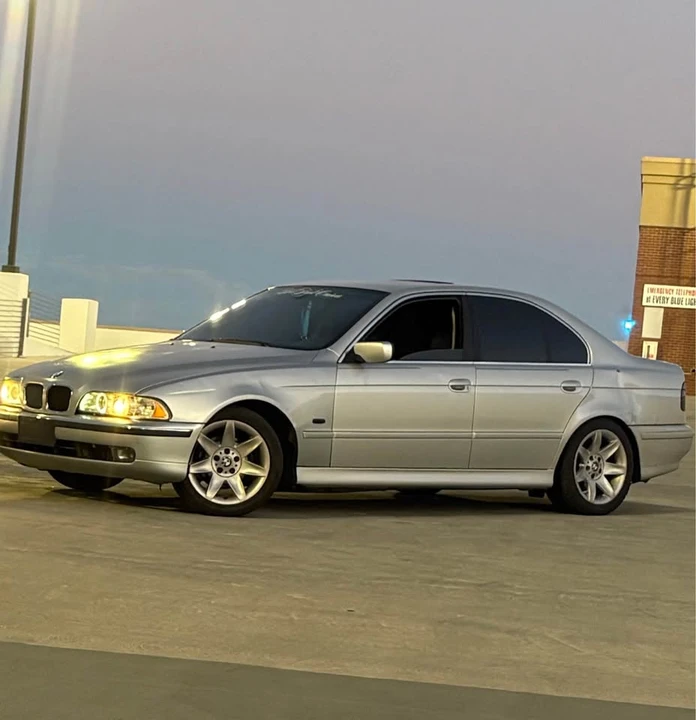 2003 BMW E39 5 Series - Image 2 of 5