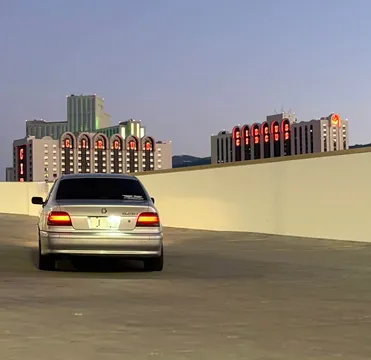 2003 BMW 5 Series 525i Sedan 4D