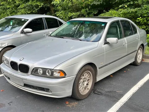 2003 BMW 5 Series 525i Sedan