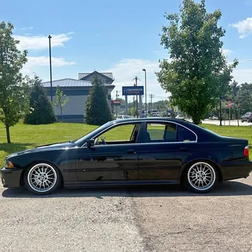 2003 BMW 530i Sedan