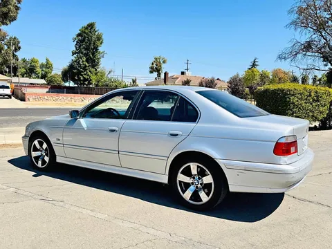 2003 BMW 5 Series 530i Sedan 4D
