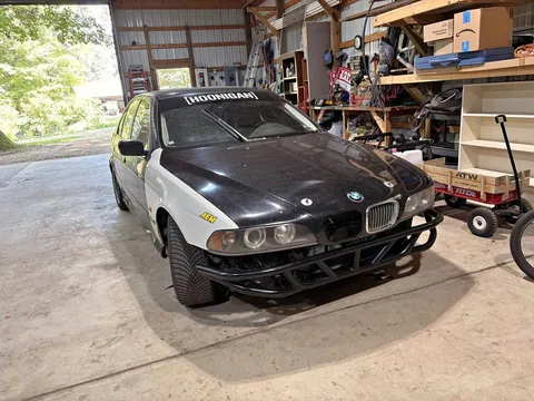 2003 BMW 5 Series 530i Sedan 4D