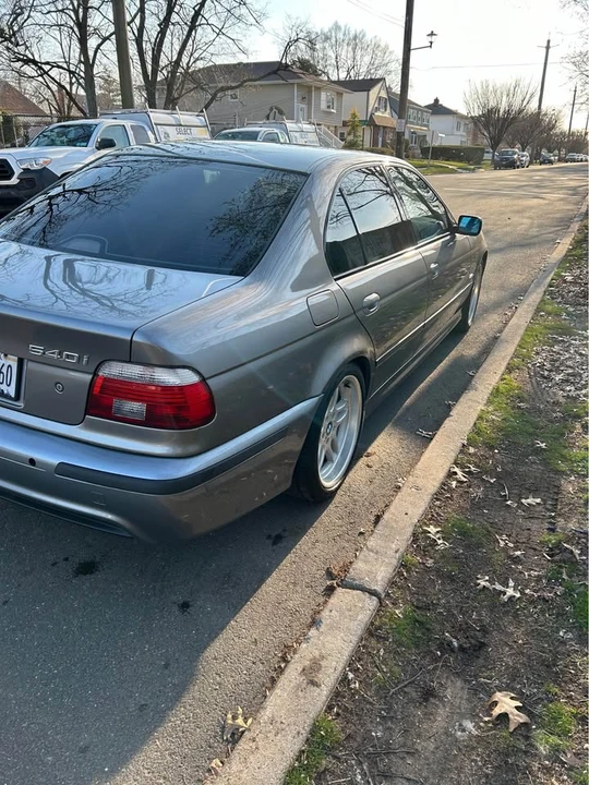 2003 BMW E39 540i - Image 5 of 17