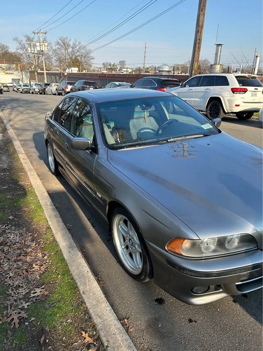 2003 BMW E39 540i - Image 3 of 17
