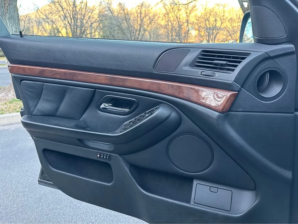 2003 BMW E39 540i - Image 8 of 19