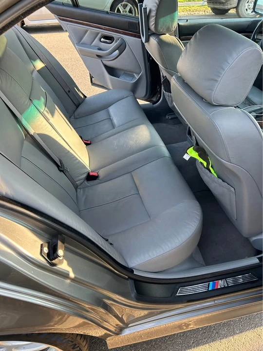 2003 BMW E39 540i - Image 14 of 17