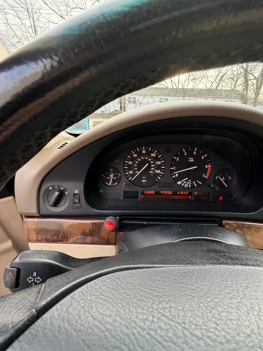 2003 BMW E39 540i - Image 19 of 19