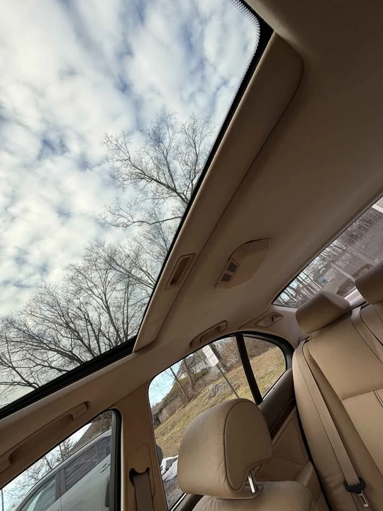 2003 BMW E39 540i - Image 18 of 19