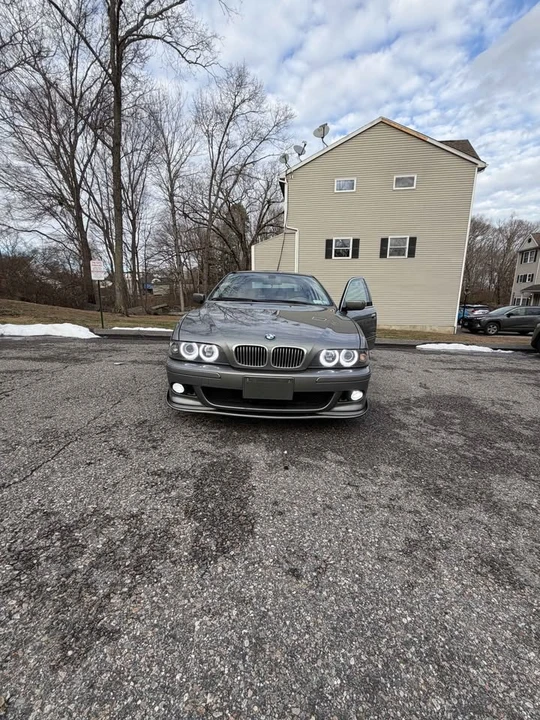 2003 BMW E39 540i - Image 2 of 19