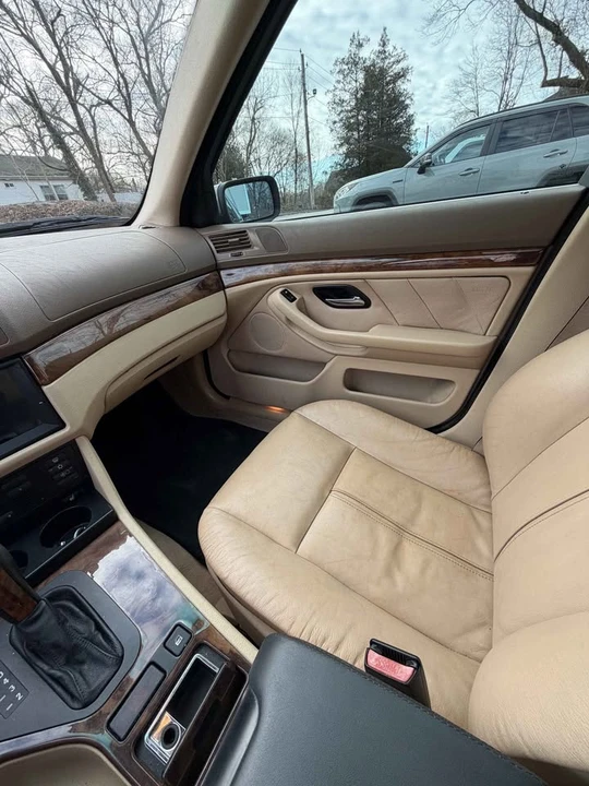 2003 BMW E39 540i - Image 11 of 19