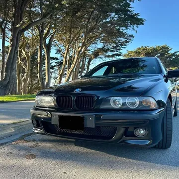 2003 BMW 5 Series 540i Sedan