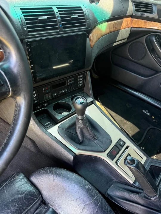 2003 BMW E39 540i - Image 16 of 20