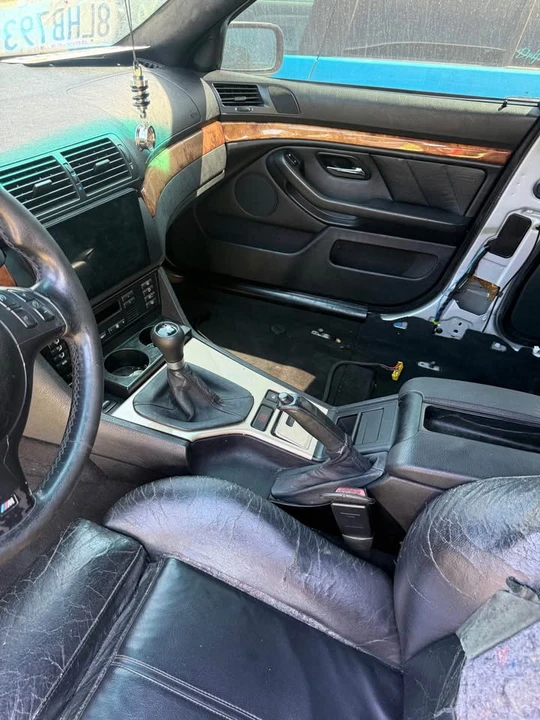 2003 BMW E39 540i - Image 14 of 20
