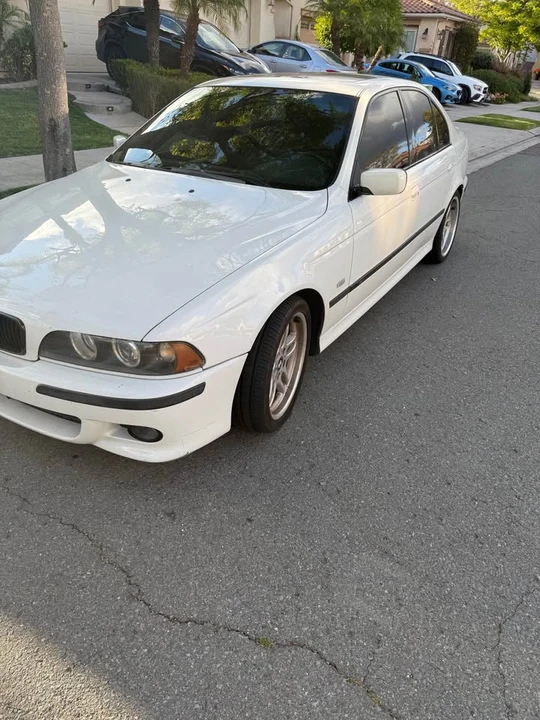 2003 BMW E39 540i - Image 2 of 11