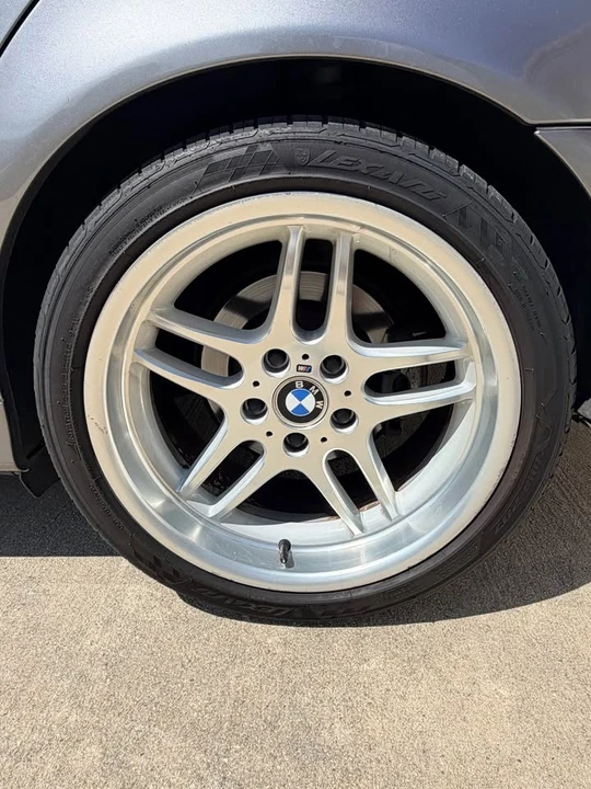 2003 BMW E39 540i - Image 14 of 15