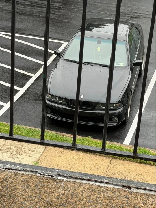 2003 BMW E39 540i - Image 5 of 12