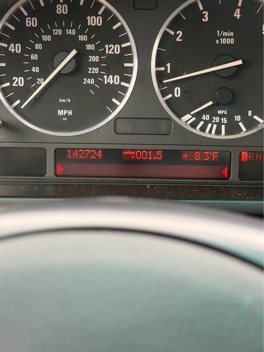 2003 BMW E39 540i - Image 8 of 12