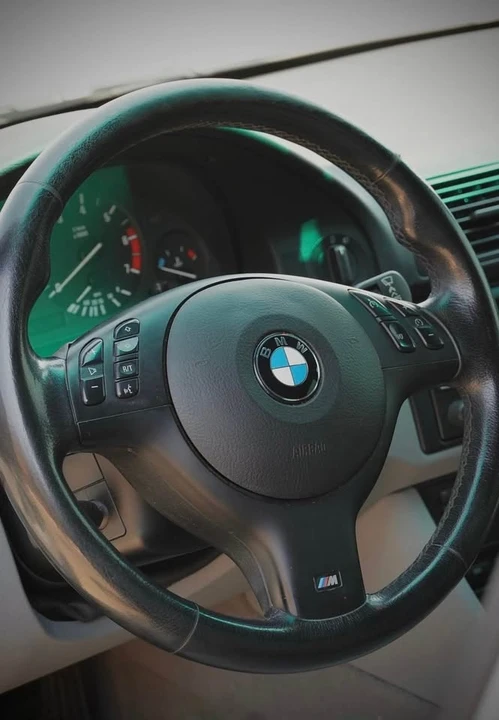 2003 BMW E39 540i - Image 12 of 18