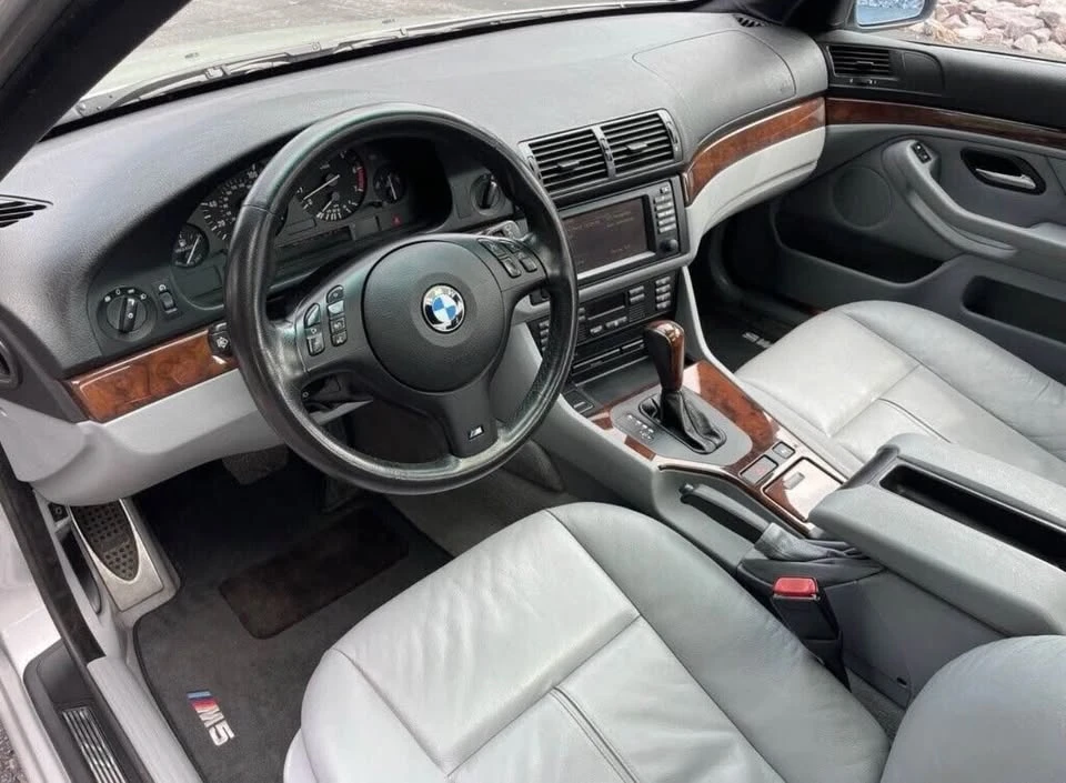 2003 BMW E39 540i - Image 9 of 18