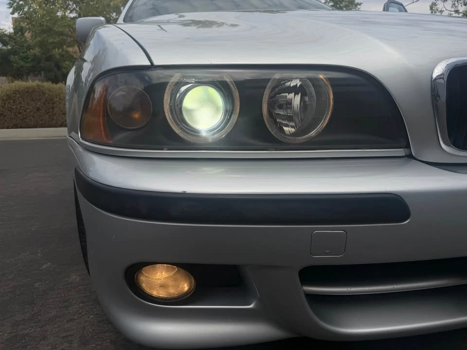 2003 BMW E39 540i - Image 11 of 20