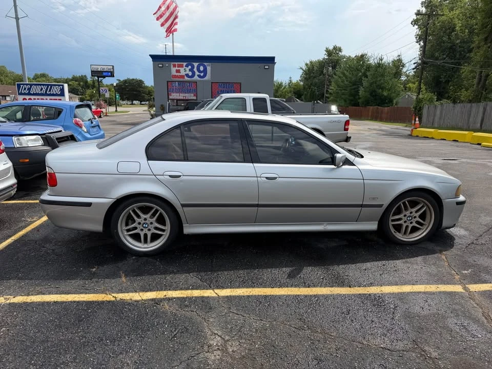 2003 BMW E39 540i - Image 5 of 6