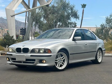 2003 BMW 5 Series 540i Sedan 4D