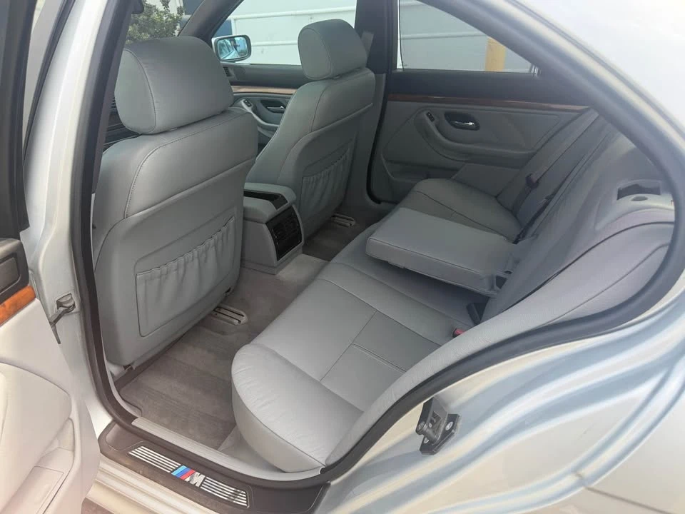 2003 BMW E39 540i - Image 16 of 20