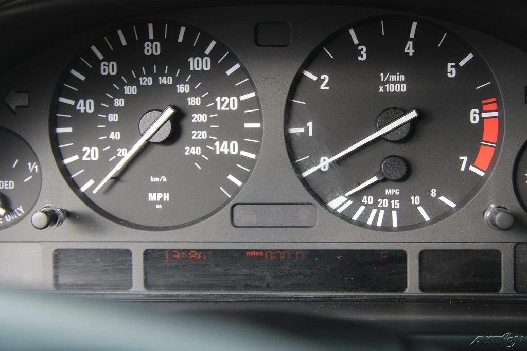 2003 BMW E39 540i - Image 19 of 21