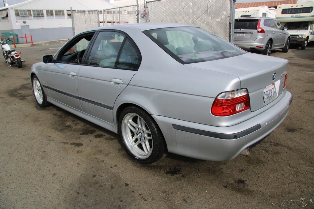 2003 BMW E39 540i - Image 5 of 21