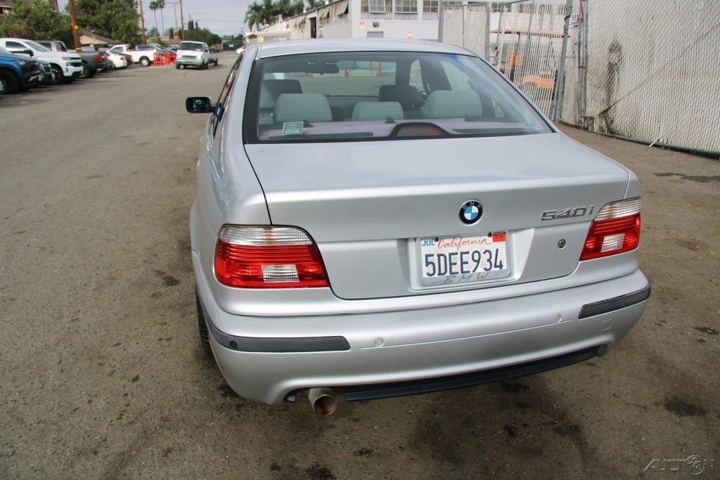 2003 BMW E39 540i - Image 6 of 21