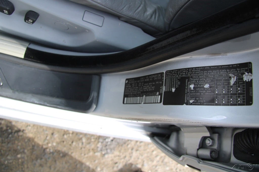 2003 BMW E39 540i - Image 14 of 21