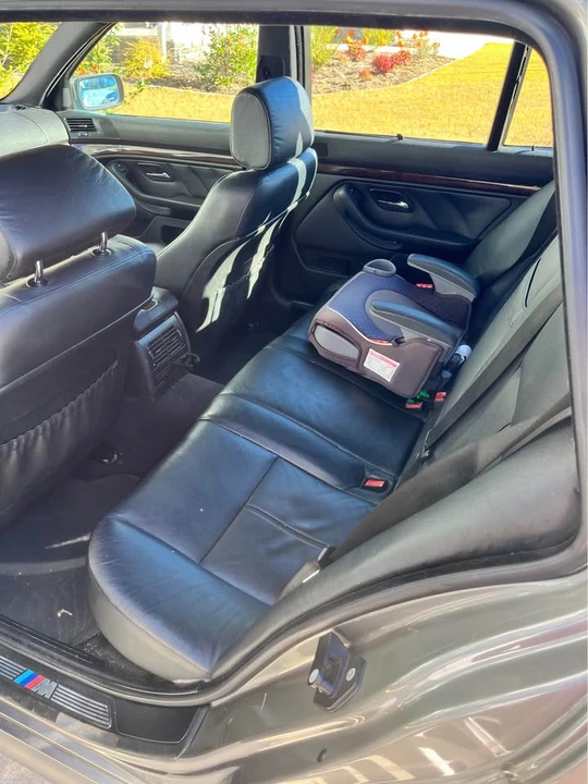 2003 BMW E39 540i - Image 6 of 9