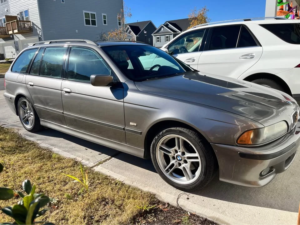 2003 BMW E39 540i - Image 2 of 9