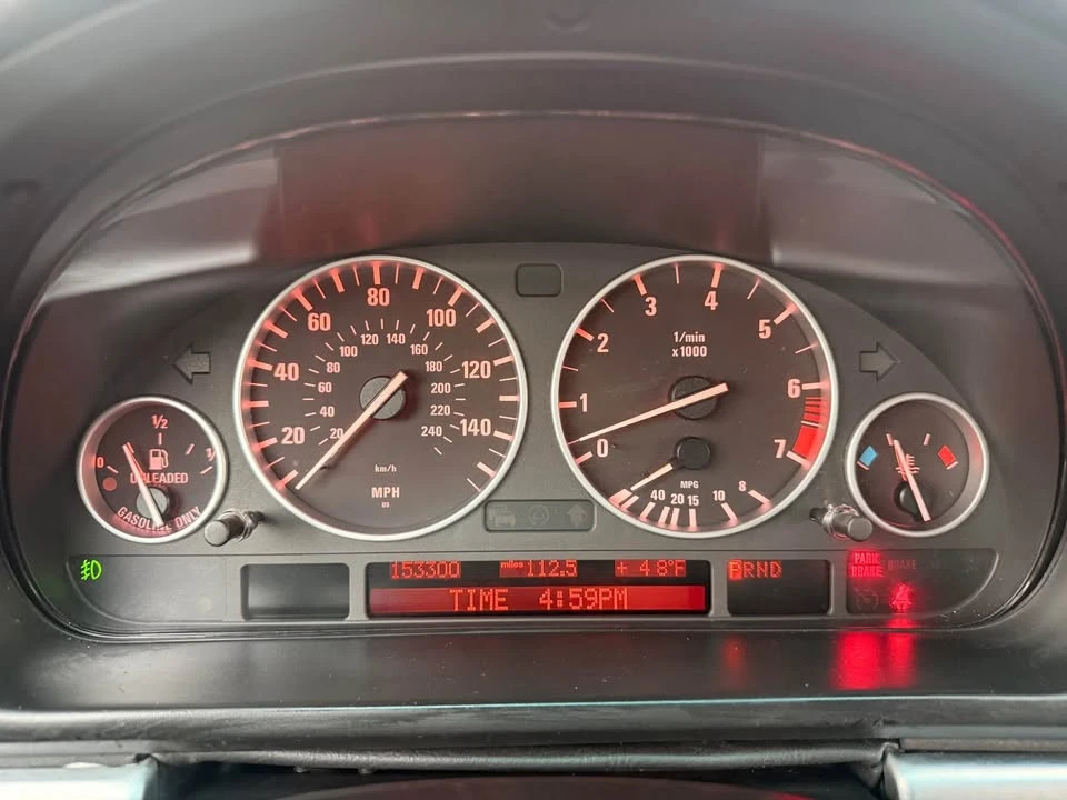 2003 BMW E39 540i - Image 4 of 9