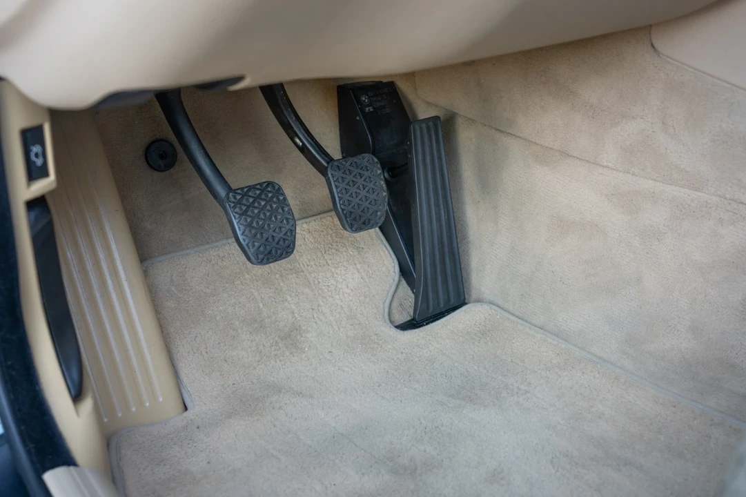 2003 BMW E39 5 Series - Image 10 of 21