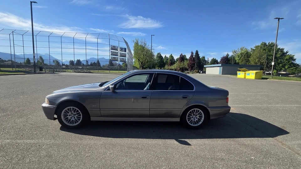 2003 BMW E39 5 Series - Image 7 of 17