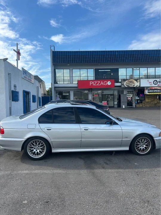 2003 BMW E39 5 Series - Image 6 of 10
