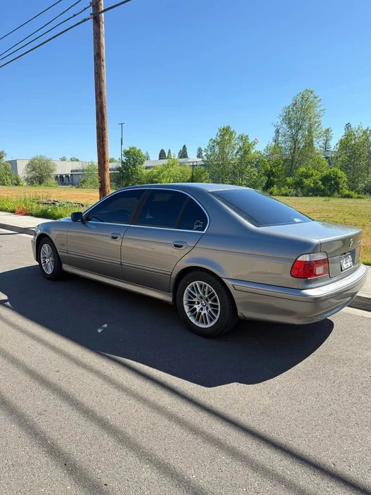 2003 BMW E39 5 Series - Image 2 of 11